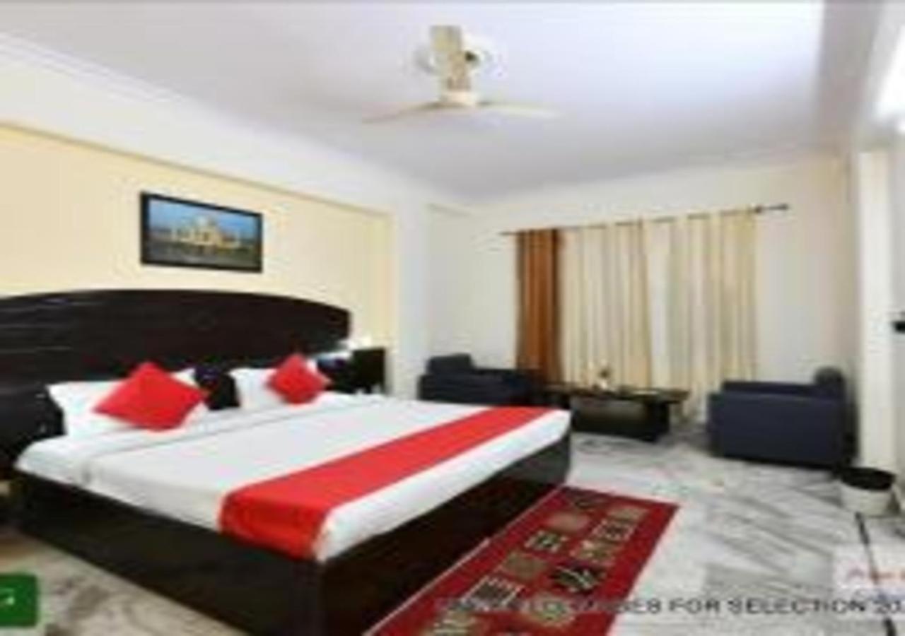 Hotel Chanakya Агра Екстер'єр фото