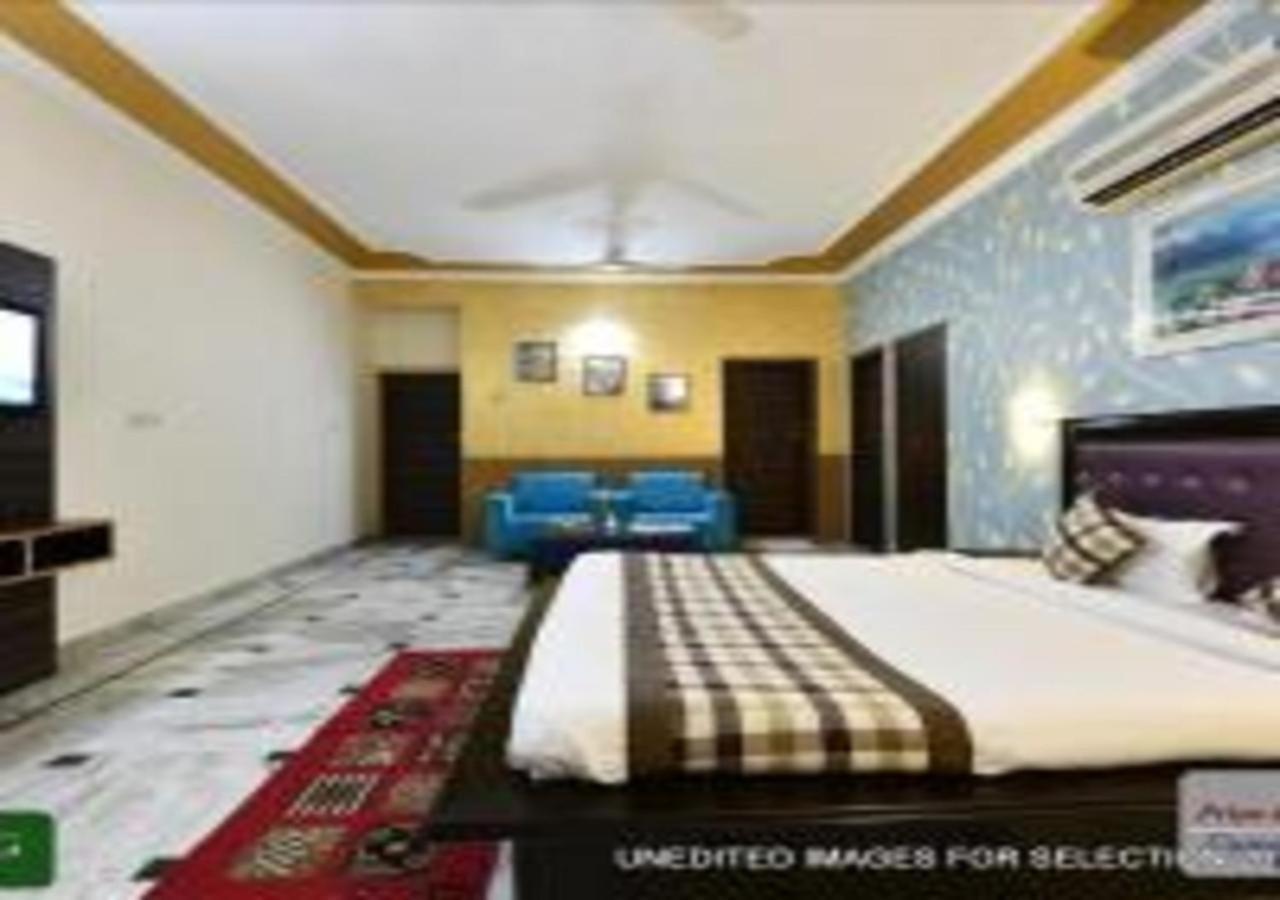 Hotel Chanakya Агра Екстер'єр фото