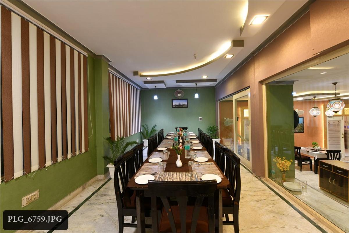 Hotel Chanakya Агра Екстер'єр фото