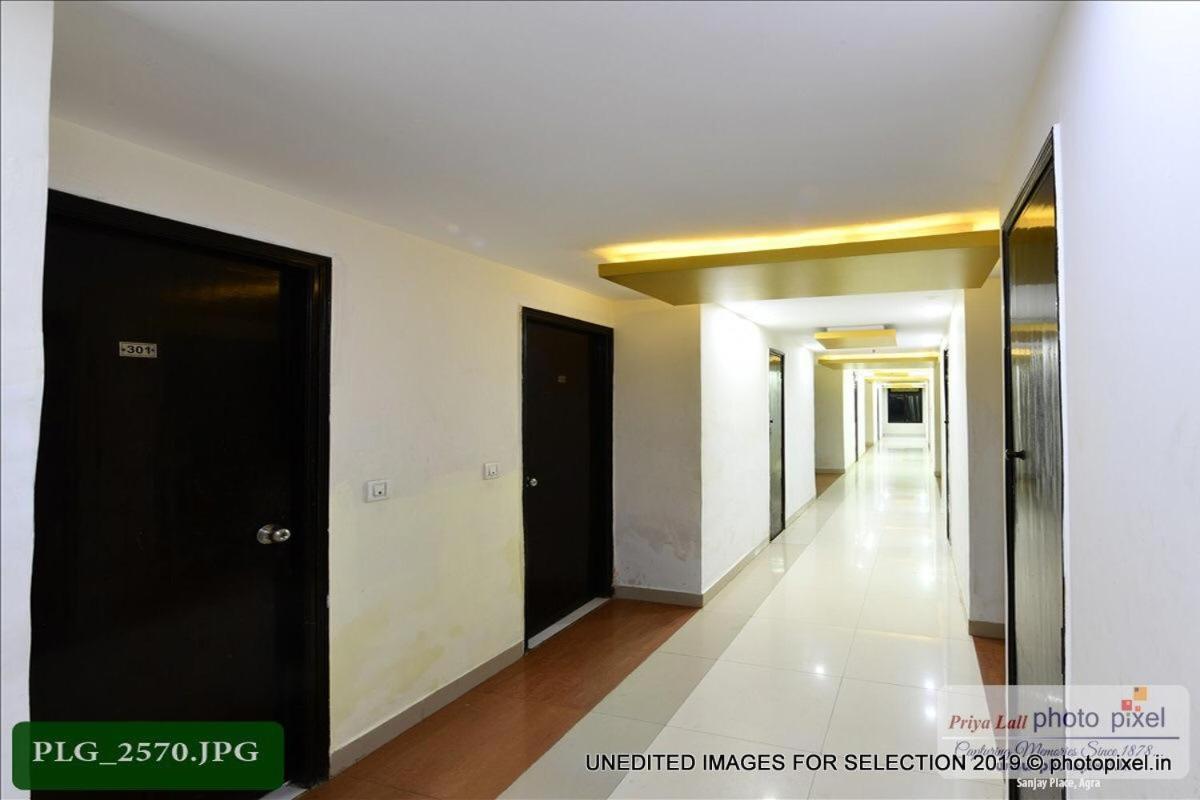 Hotel Chanakya Агра Екстер'єр фото